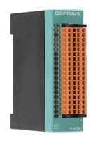 RA/D8 - 具有 8 个模拟输入的模块